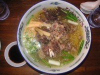 ボリュームたっぷりのテールラーメン