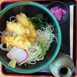 １F食堂のお勧めはお蕎麦